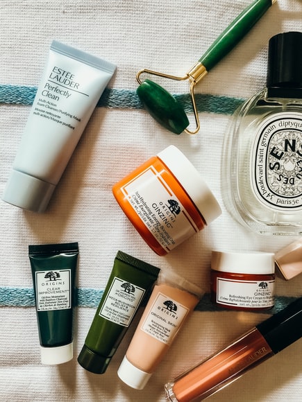 Ingin Membuat Brand Skincare Anda Sendiri? Berikut 3 Alasan Menggunakan Maklon Serum Wajah